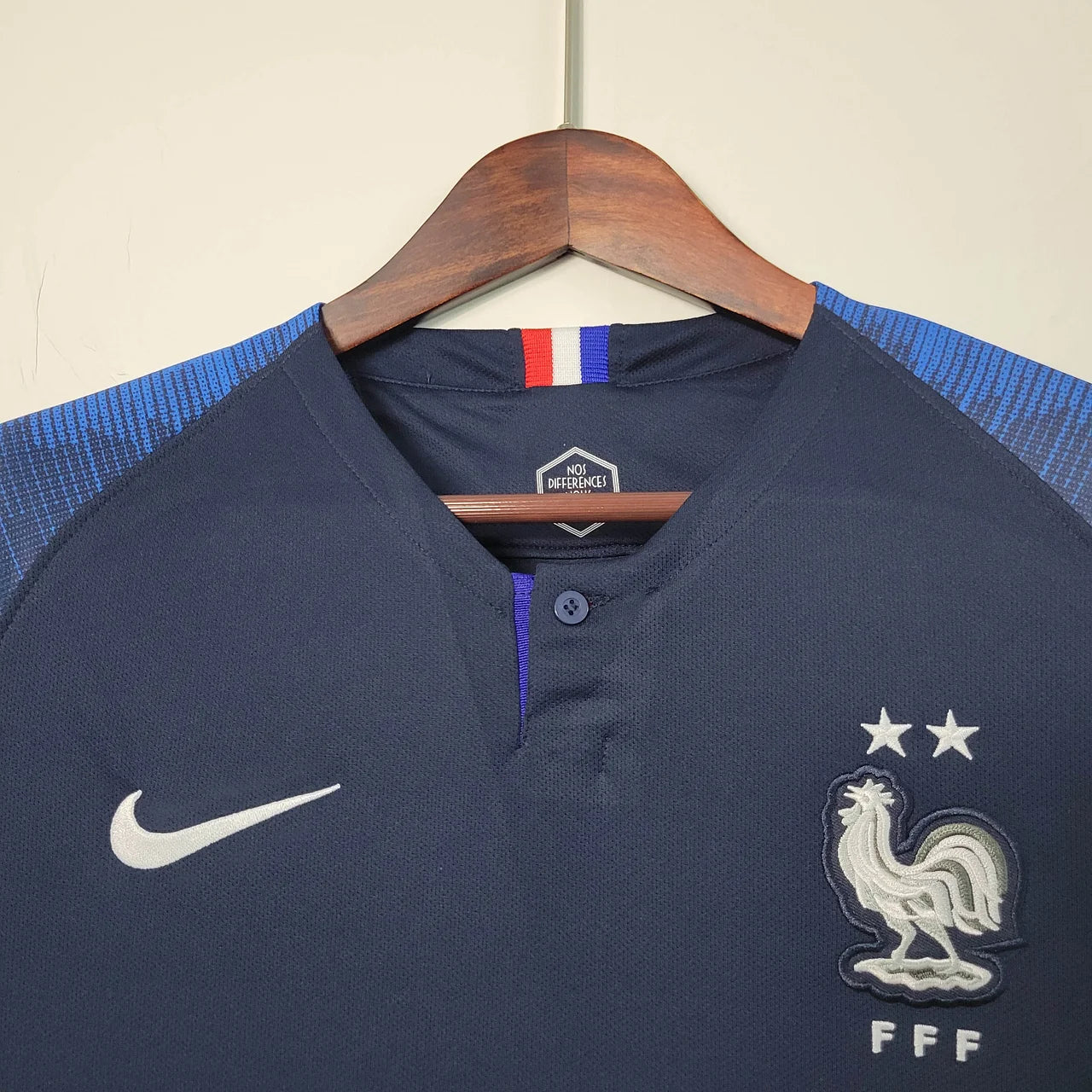 Camiseta retro de fútbol de local de Francia 2018 edición fan