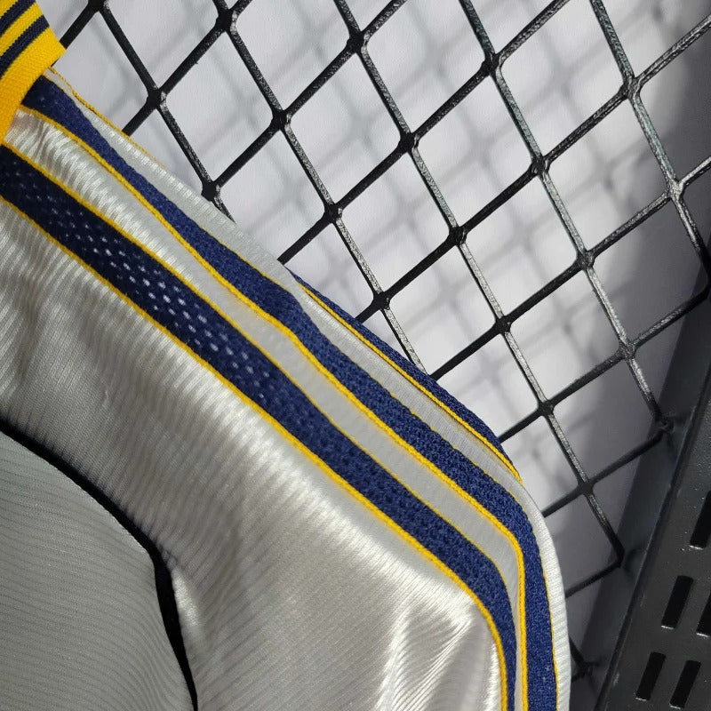 Retro thuisshirt van Real Madrid uit het seizoen 1998/2000