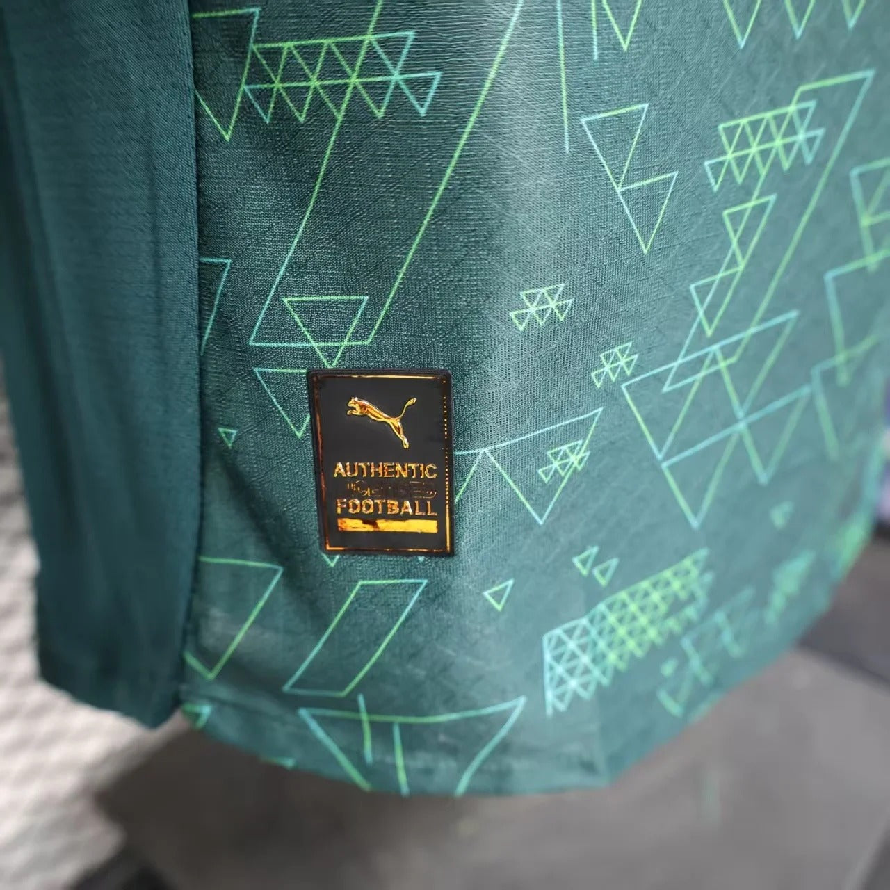 Camiseta de la cuarta equipación del Manchester City 25/26, versión jugador