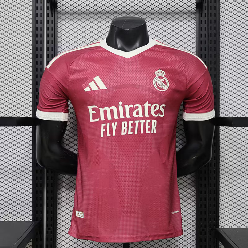 Camiseta de la tercera equipación del Real Madrid 2027 edición jugador