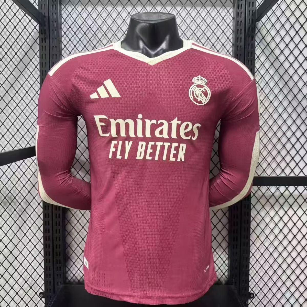 Camiseta de la tercera equipación del Real Madrid 2027 edición jugador manga larga