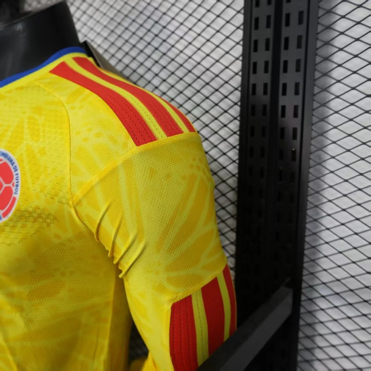 Camiseta de local de Colombia 2026 (manga larga), edición fan