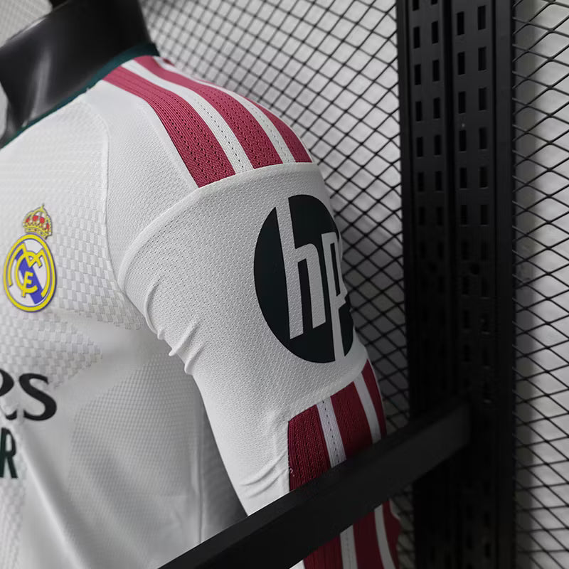 Camiseta de local del Real Madrid 2027 edición jugador manga larga