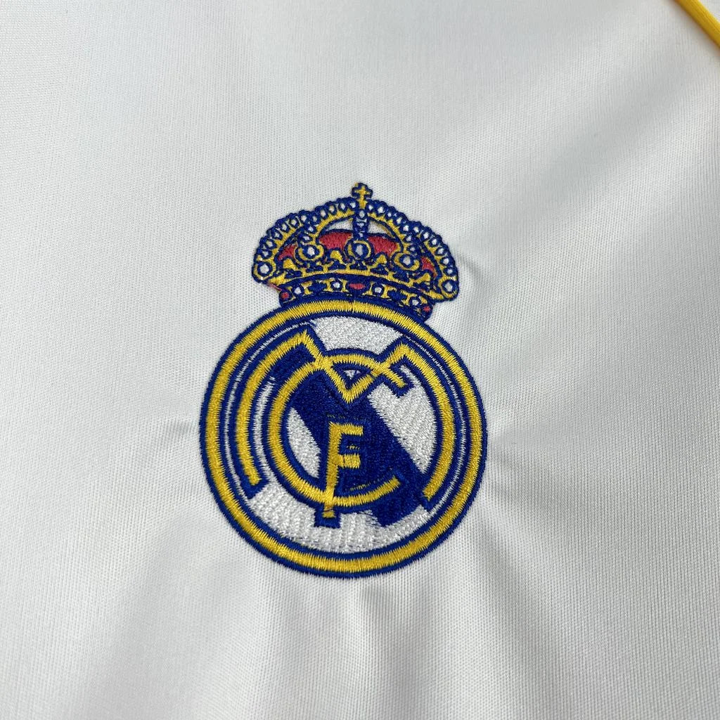 Camiseta de local del Real Madrid 25/26 edición para aficionados