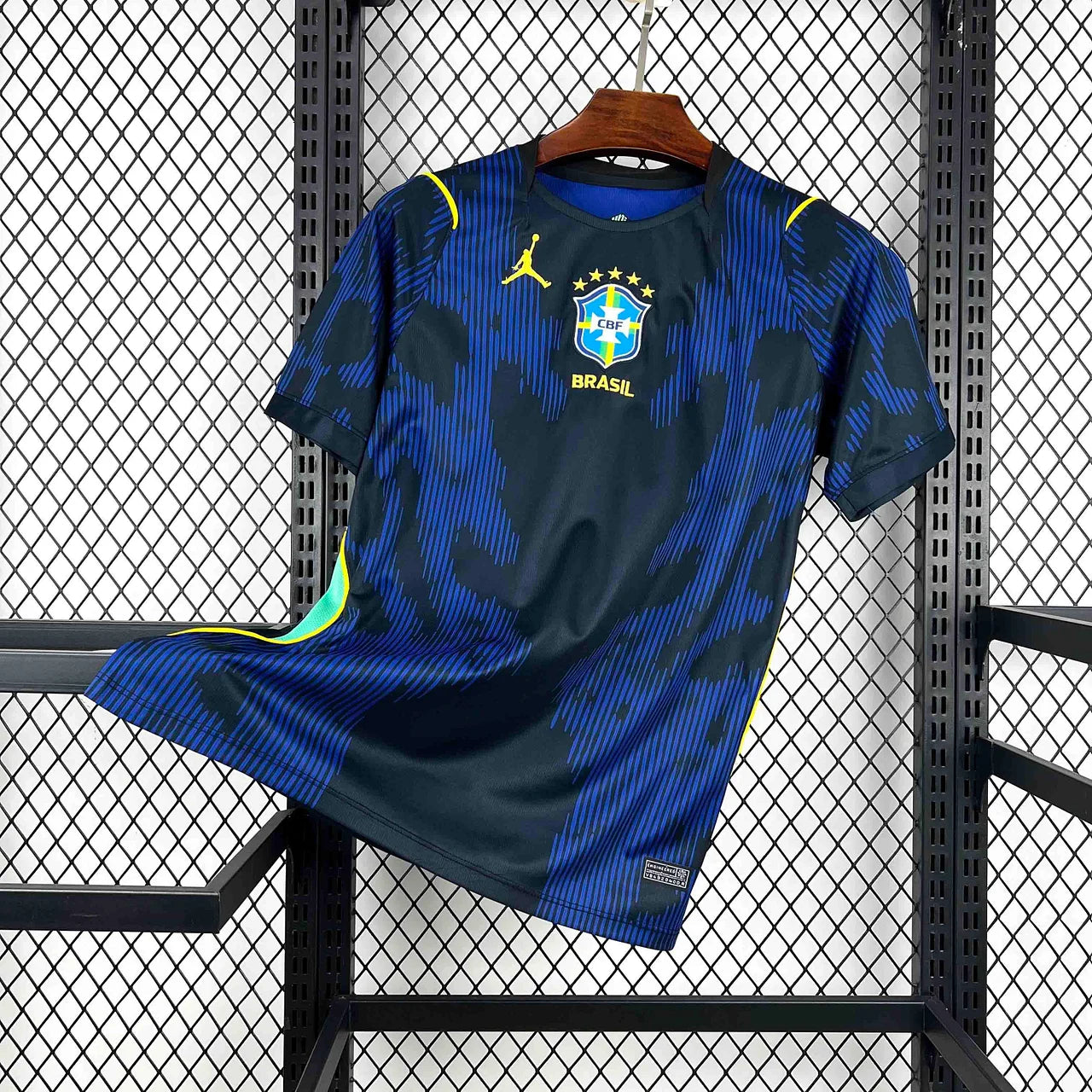 Camiseta de visitante de Brasil 2026 edición para aficionados