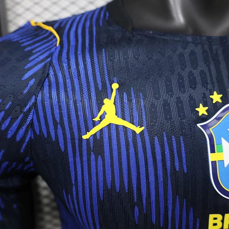Camiseta de visitante de Brasil 2026 versión jugador manga larga