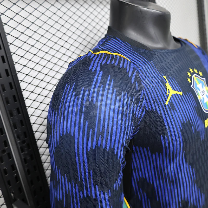 Camiseta de visitante de Brasil 2026 versión jugador manga larga
