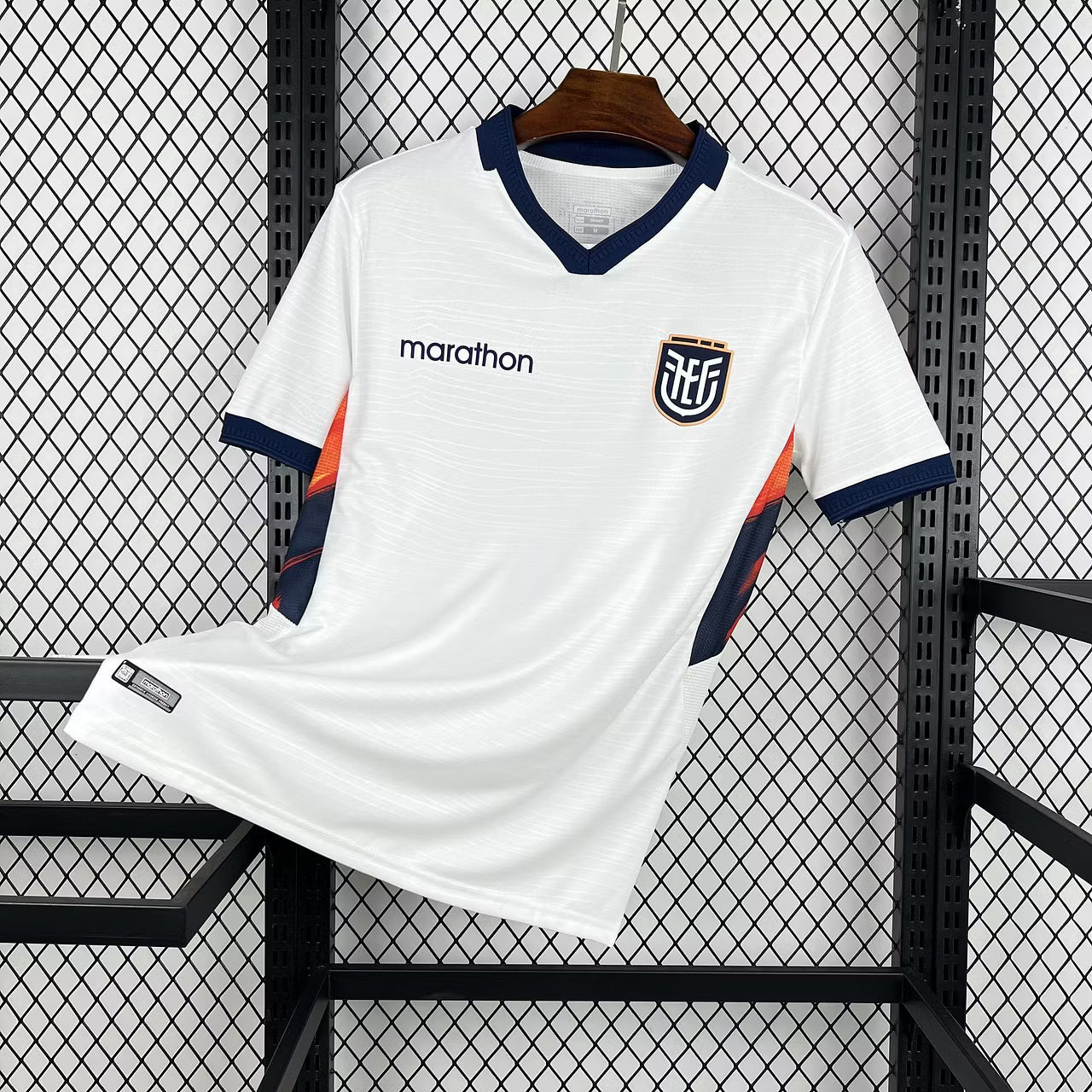 Camiseta de visitante de Ecuador 2026 edición fan