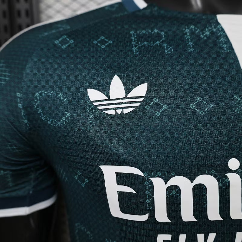 Camiseta de visitante del Real Madrid 2027 edición jugador