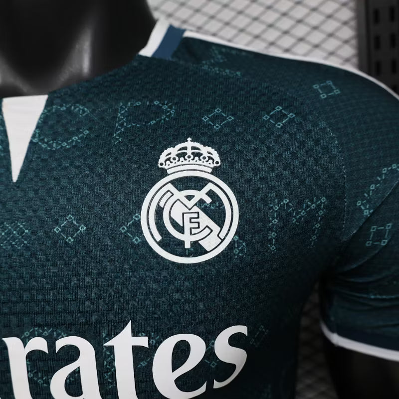 Camiseta de visitante del Real Madrid 2027 edición jugador