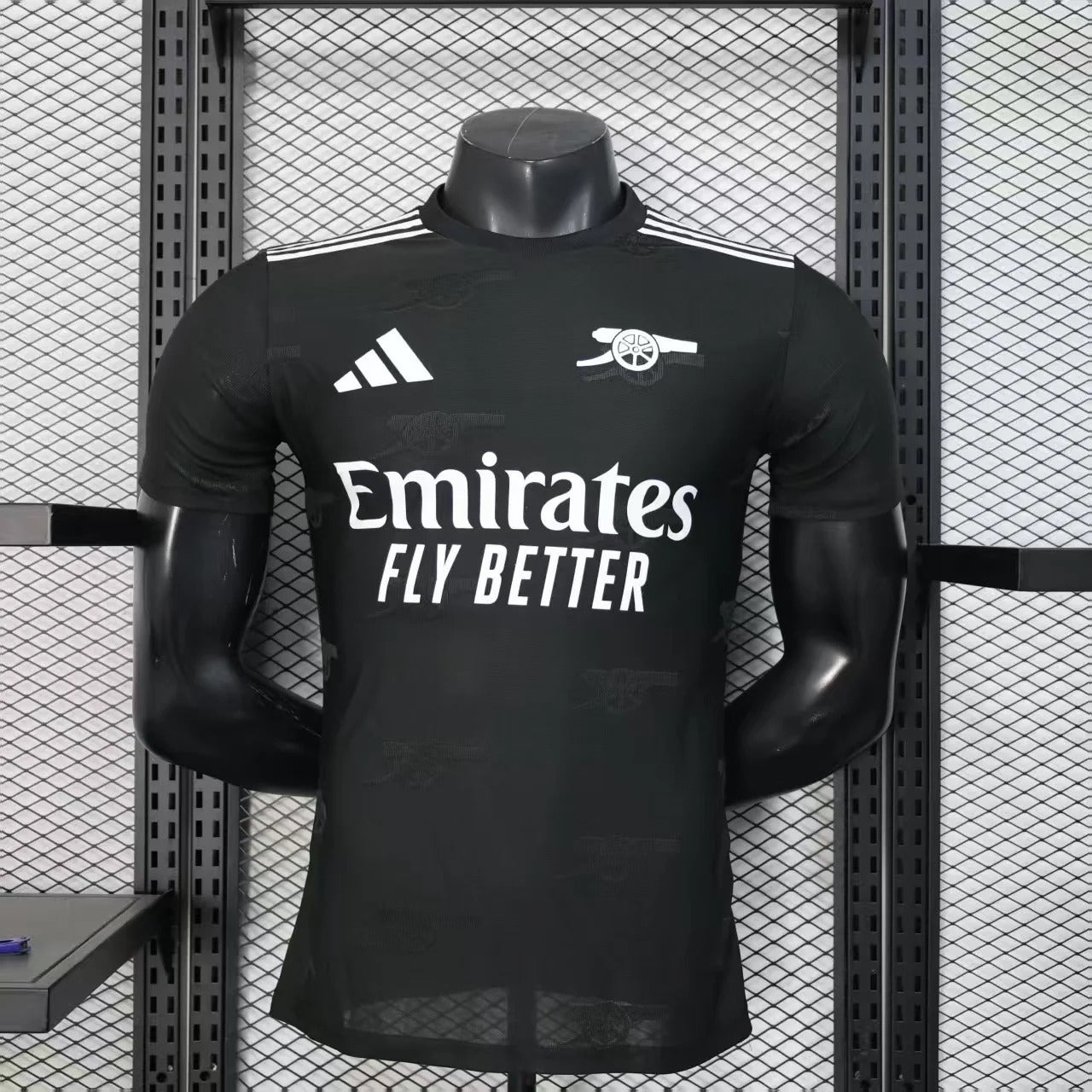 Camiseta negra edición especial del Arsenal 25/26, versión jugador