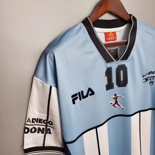 Camiseta retro de Argentina 2001 homenaje a Maradona edición fan
