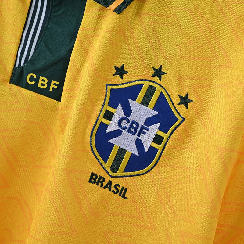 Camiseta retro de local de Brasil 1992/93 edición fan