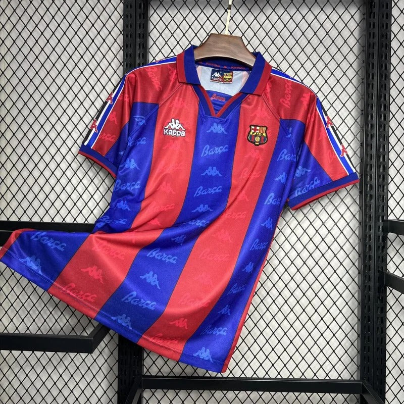Camiseta retro de local del Barcelona 1995/1997 edición fan