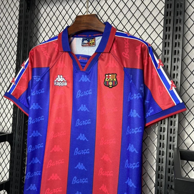 Camiseta retro de local del Barcelona 1995/1997 edición fan