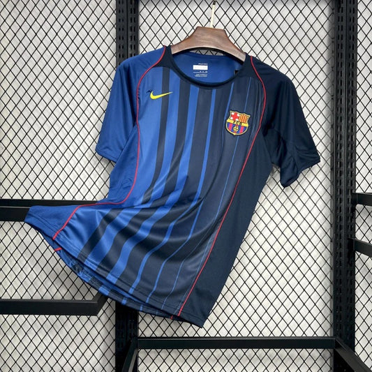 Camiseta retro de visitante del Barcelona 2004–2005, edición fan