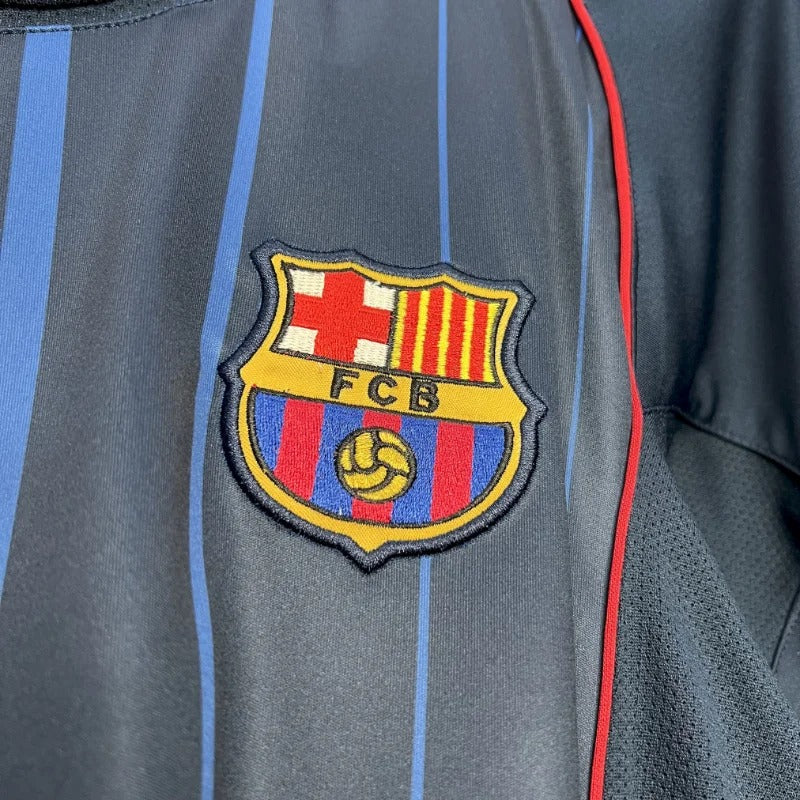 Camiseta retro de visitante del Barcelona 2004–2005, edición fan