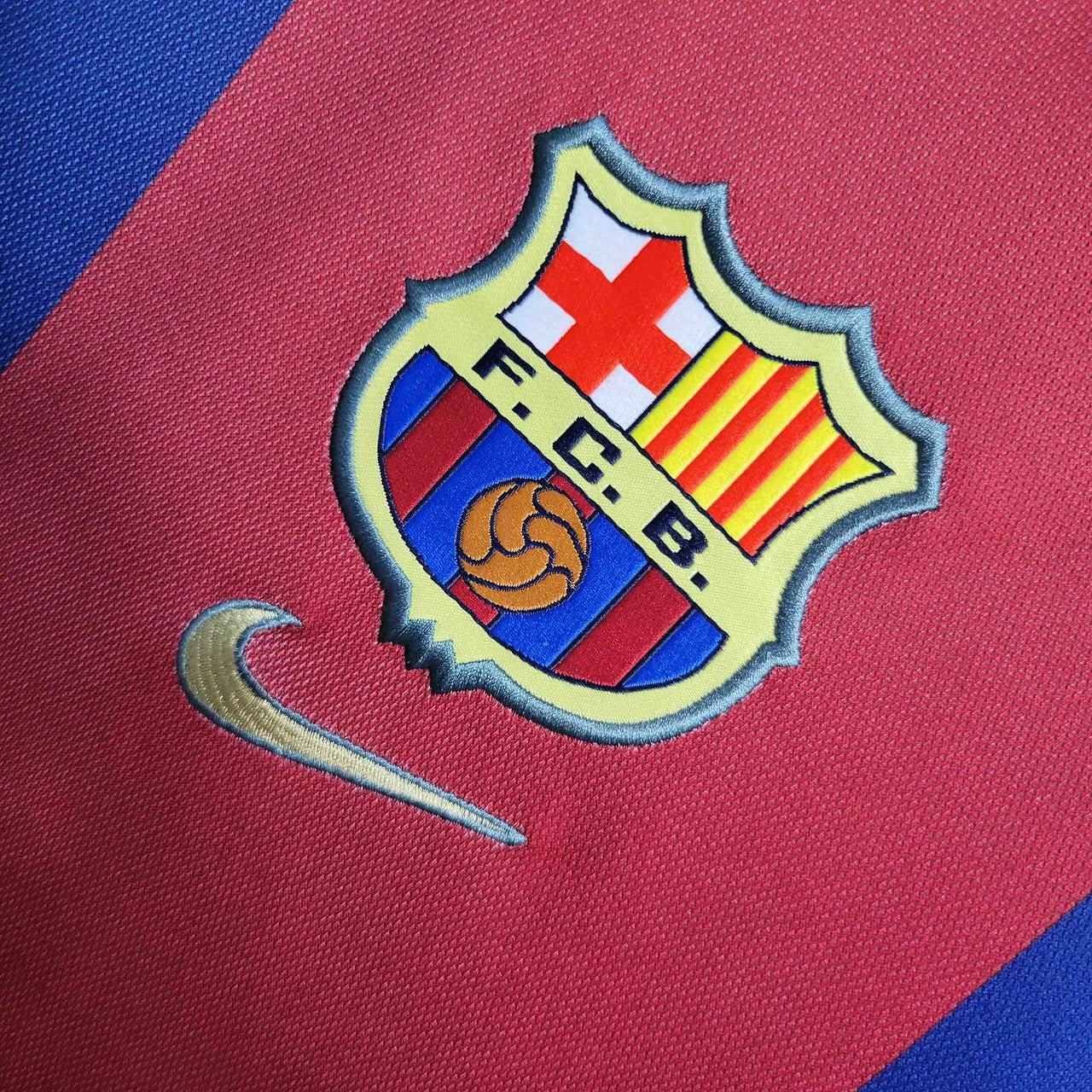 Camiseta retro local del FC Barcelona 1998/99