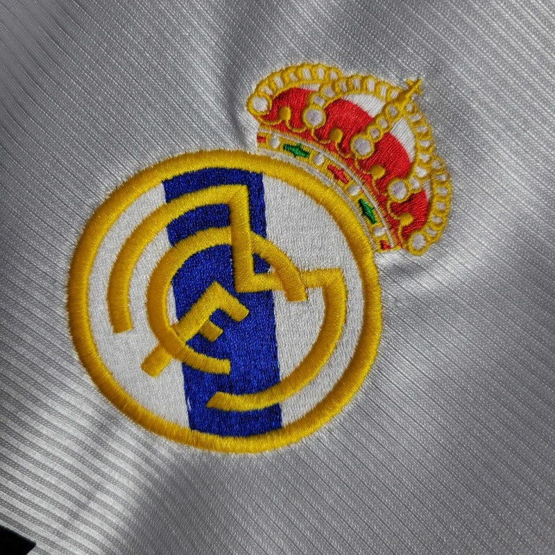 Camiseta retro local del Real Madrid 1998/2000