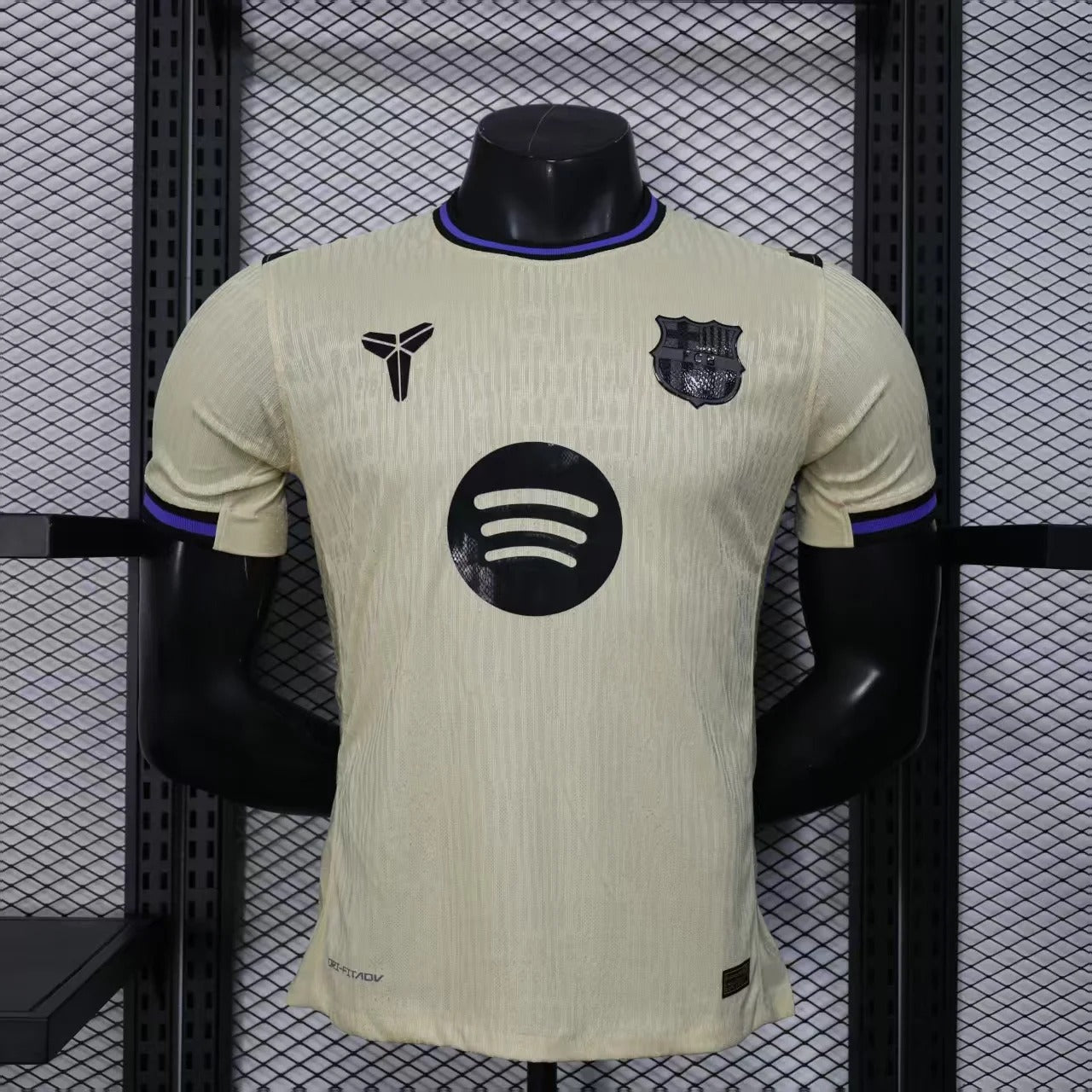 Camiseta visitante del FC Barcelona 2025/2026, edición de jugador.