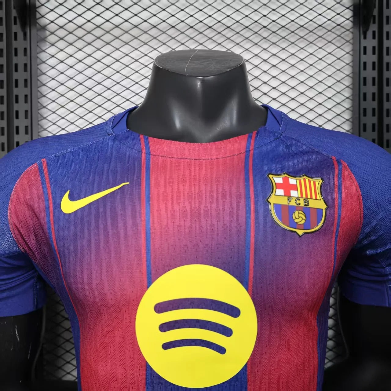 Camiseta local del FC Barcelona 25/26, versión jugador.