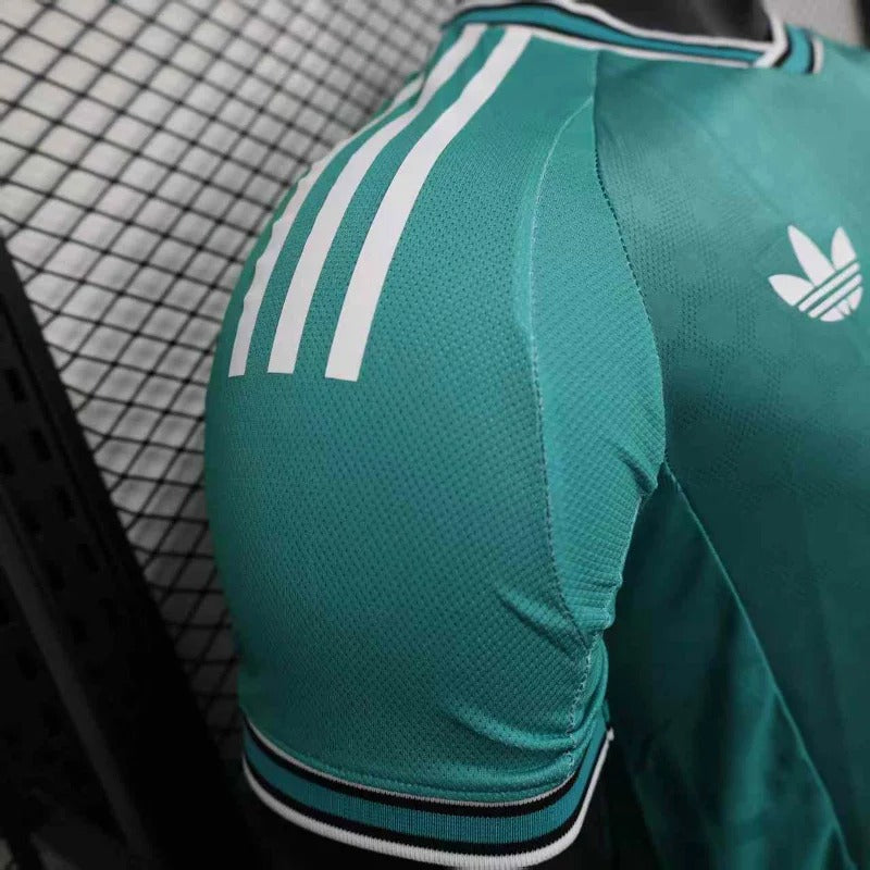 Camiseta visitante del Liverpool 25/26, versión jugador